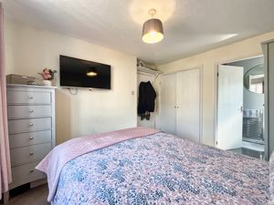 Photo 24- click for photo gallery